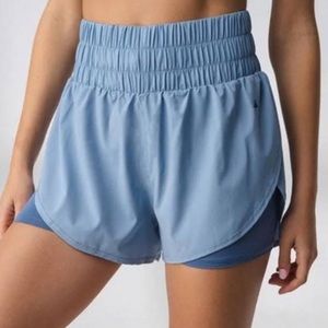 Balance athletica vista shorts